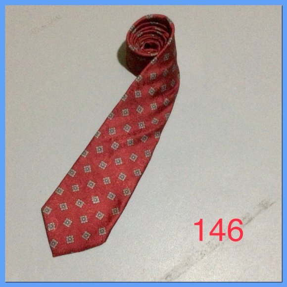 Vtg Embossed Paisley Tie_146 - Picture 6 of 6